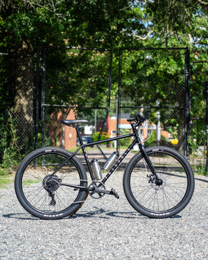 Fairdale Weekender Archer Matte Black