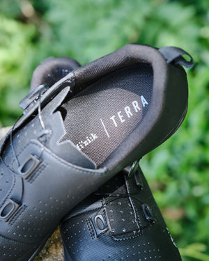 Fizik Terra Atlas Black