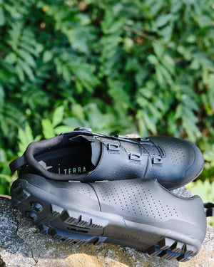 Fizik Terra Atlas Black