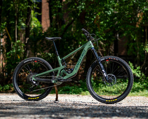Santa Cruz Bronson 90 MD Matte Poblano Green