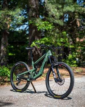 Santa Cruz Bronson 90 MD Matte Poblano Green