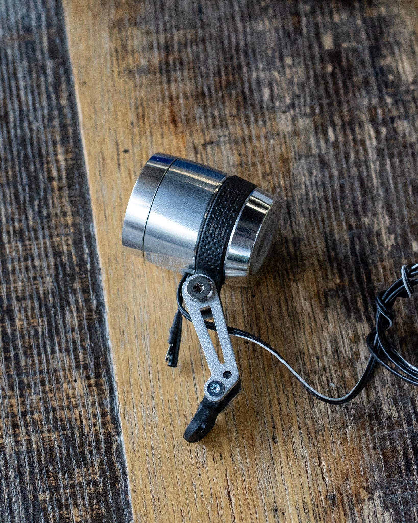 busch+müller fahrradbeleuchtung iq-x Busch and Muller LUMOTEC IQ-X Headlight – Outpost Richmond